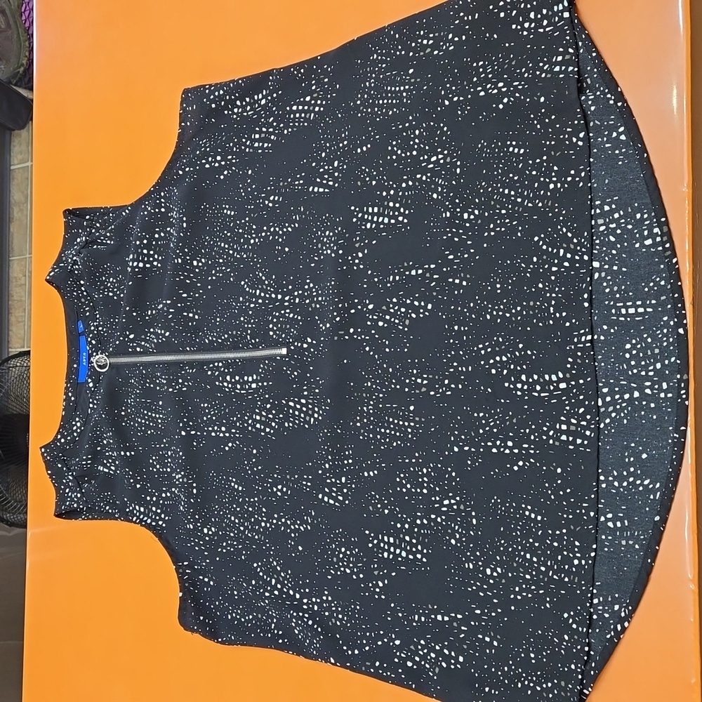 APT 9 Women's Sleeveless top, black w/ lt blue, white & dk gray specks, Size L